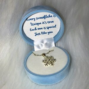 Silver Snowflake Necklace